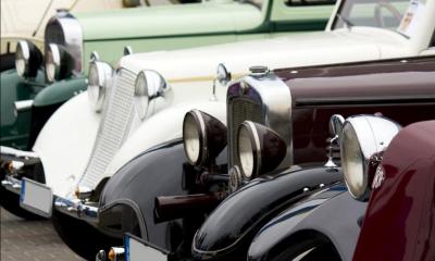 Line of vintage classic cars